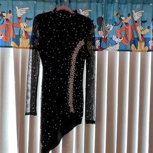 Pearl, jewel emblem.. dance, backless, high collar button closure neck, short.